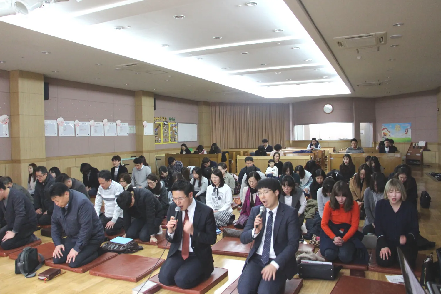 교사 전체 기도회