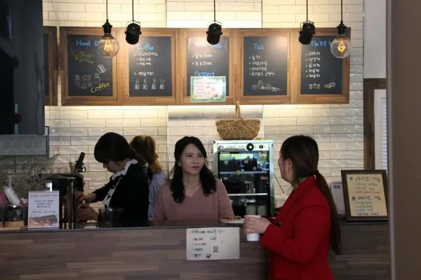 더로뎀카페 모습