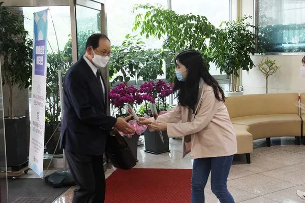 2020년도 어버이주일 카네이션 섬김